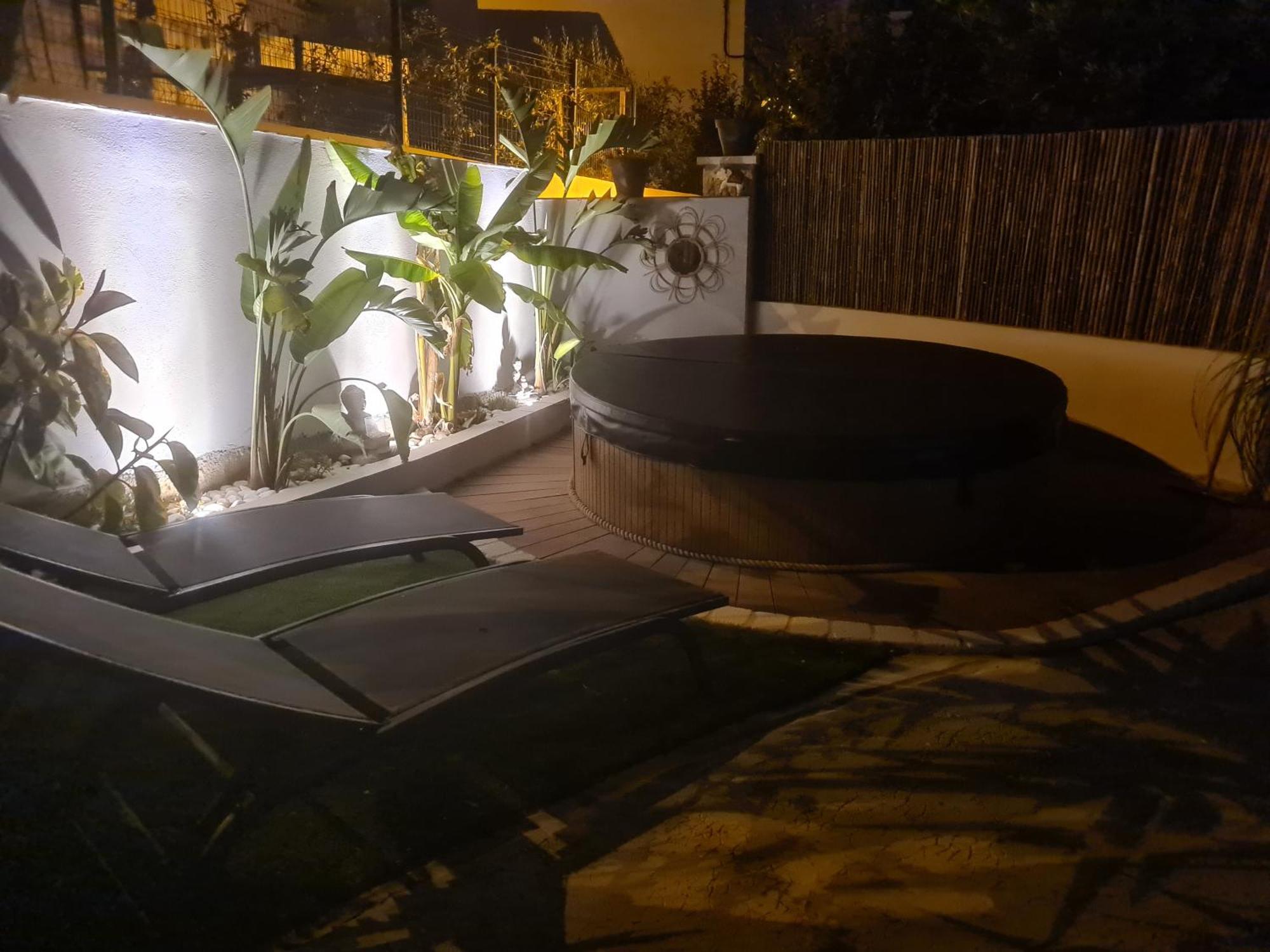 L'Oursinade - Jolie Maison Avec Jacuzzi Et Jardin Бандоль Экстерьер фото